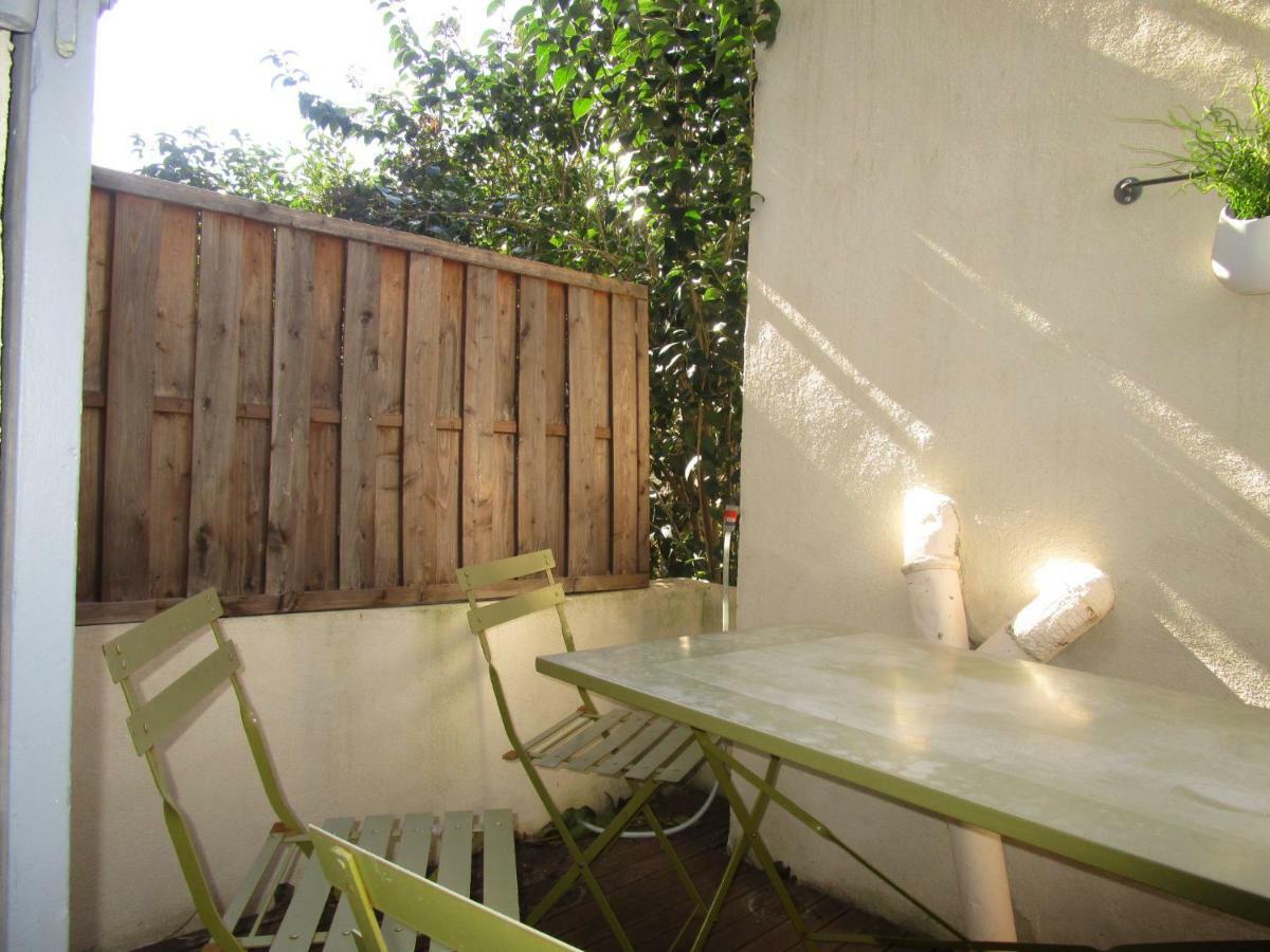 Maison 3 - Terrasse - Climatisation 10 Minutes A Pied Du Pont D'avignon Apartment Avignon