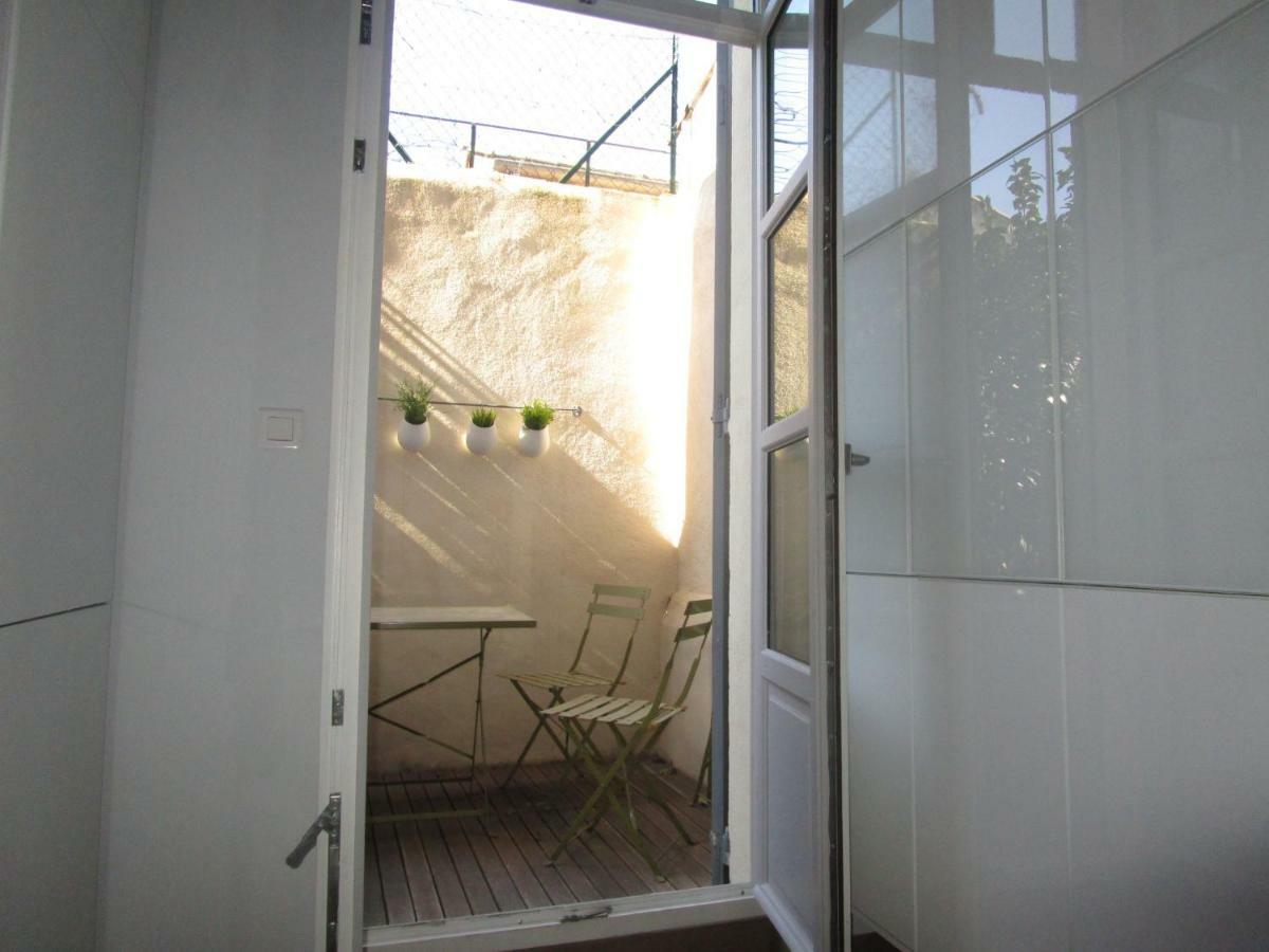 Maison 3 - Terrasse - Climatisation 10 Minutes A Pied Du Pont D'avignon Avignon