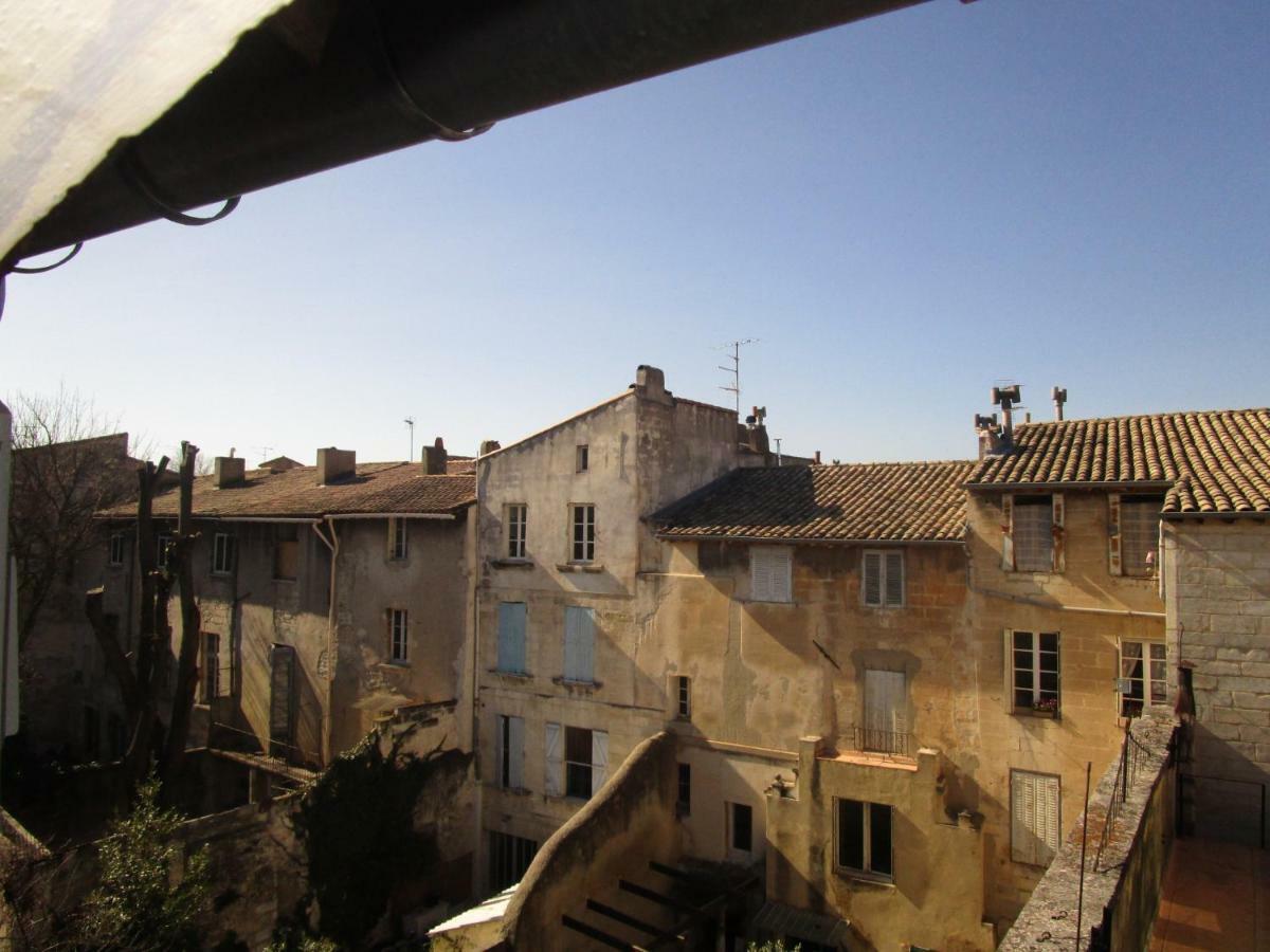 Maison 3 - Terrasse - Climatisation 10 Minutes A Pied Du Pont D'avignon Apartment Avignon